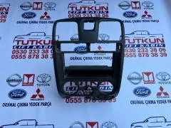 Isuzu D-Max Euro 3 Teyp Çerçevesi Çıkma Orjinal Isuzu